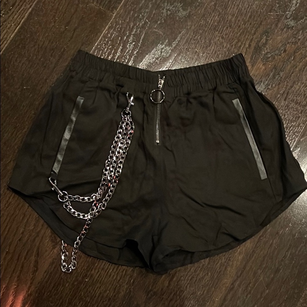 Stylish Black Women's Shorts with Chain Detail